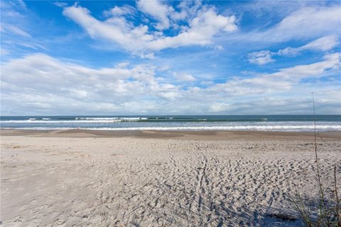 Copropriété à vendre à Cocoa Beach, Floride: 2 chambres, 148.64 m2 № 2214729 - photo 19