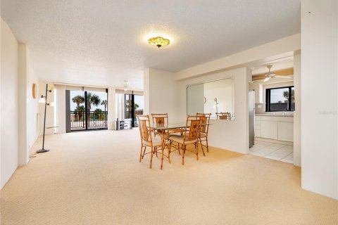 Copropriété à vendre à Cocoa Beach, Floride: 2 chambres, 148.64 m2 № 2214729 - photo 26