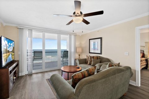 Condo in Daytona Beach, Florida, 3 bedrooms  № 2208798 - photo 10