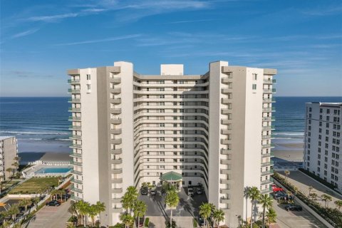 Condo in Daytona Beach, Florida, 3 bedrooms № 2208798