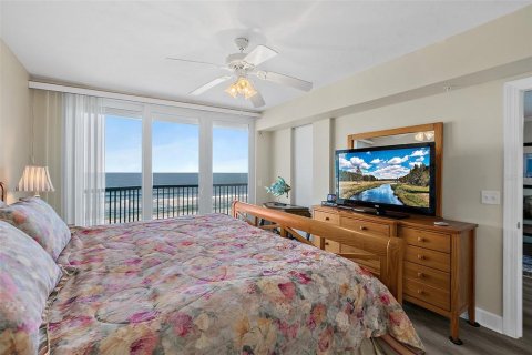 Condo in Daytona Beach, Florida, 3 bedrooms  № 2208798 - photo 26