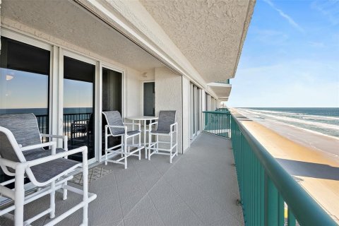 Condo in Daytona Beach, Florida, 3 bedrooms  № 2208798 - photo 22