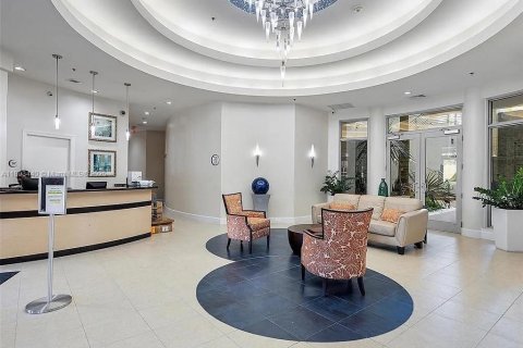 Condo in Hollywood, Florida, 3 bedrooms  № 2053132 - photo 27