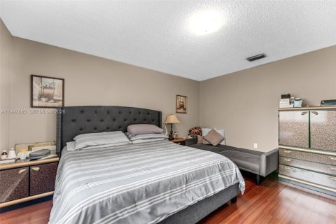 Купить виллу или дом в Майами, Флорида 3 спальни, 154.4м2, № 2060496 - фото 19