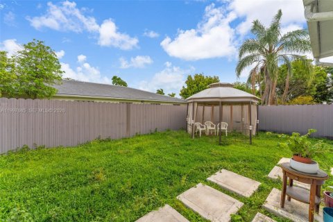 Купить виллу или дом в Майами, Флорида 3 спальни, 154.4м2, № 2060496 - фото 29