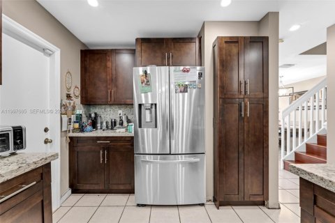 Купить виллу или дом в Майами, Флорида 3 спальни, 154.4м2, № 2060496 - фото 10