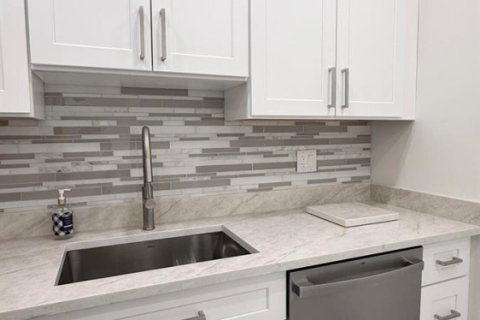 Condo in Margate, Florida, 2 bedrooms  № 2177949 - photo 4