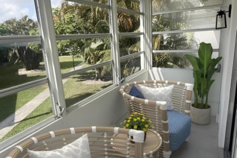 Condo in Margate, Florida, 2 bedrooms  № 2177949 - photo 15