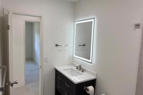 Condo in Margate, Florida, 2 bedrooms  № 2177949 - photo 22
