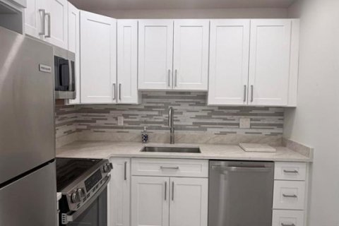 Condo in Margate, Florida, 2 bedrooms  № 2177949 - photo 7
