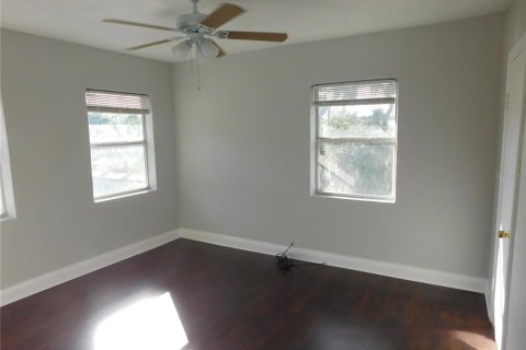 Apartment in Lake Wales, Florida 1 bedroom, 43.48 sq.m. № 2379631 - photo 7