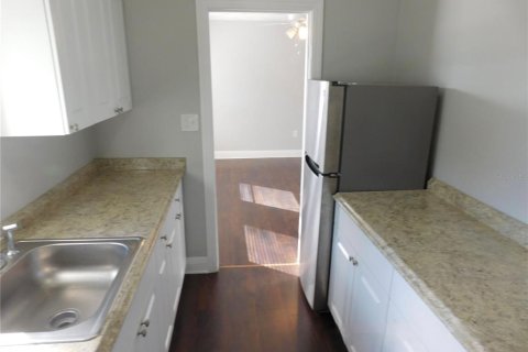 Apartment in Lake Wales, Florida 1 bedroom, 43.48 sq.m. № 2379631 - photo 4