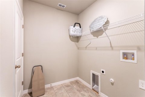 House in Rotonda, Florida 4 bedrooms, 157.1 sq.m. № 1528871 - photo 18