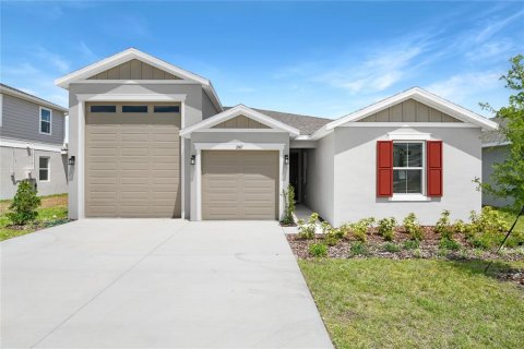 House in Eagle Lake, Florida 3 bedrooms, 182.09 sq.m. № 1416275 - photo 2