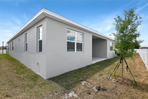 House in Eagle Lake, Florida 3 bedrooms, 182.09 sq.m. № 1416275 - photo 16