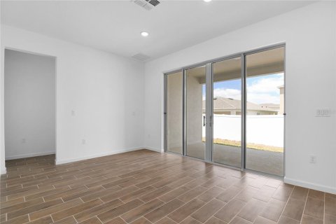 House in Eagle Lake, Florida 3 bedrooms, 182.09 sq.m. № 1416275 - photo 8