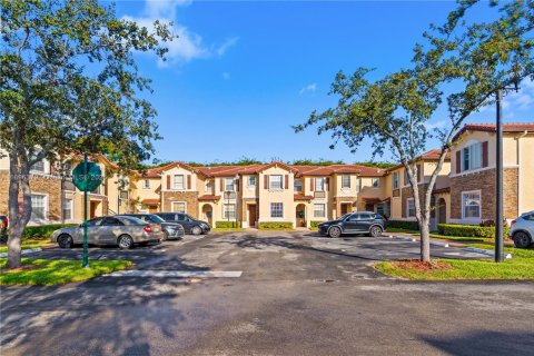 Condominio en alquiler en Homestead, Florida, 3 dormitorios, 98.66 m2 № 1949332 - foto 6