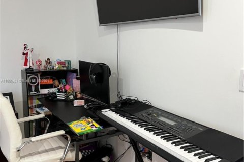 Купить кондоминиум в Майами, Флорида 2 спальни, 104.05м2, № 1984819 - фото 8