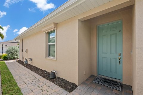 Villa ou maison à vendre à Punta Gorda, Floride: 2 chambres, 140.84 m2 № 2408824 - photo 4