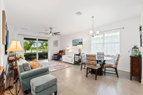 Villa ou maison à vendre à Punta Gorda, Floride: 2 chambres, 140.84 m2 № 2408824 - photo 12