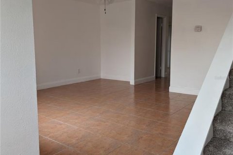 Touwnhouse à louer à Orlando, Floride: 2 chambres, 109.07 m2 № 2100595 - photo 10