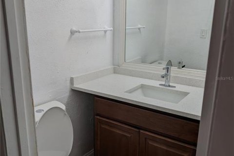 Touwnhouse à louer à Orlando, Floride: 2 chambres, 109.07 m2 № 2100595 - photo 19