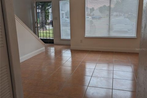 Touwnhouse à louer à Orlando, Floride: 2 chambres, 109.07 m2 № 2100595 - photo 11