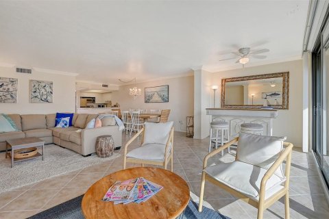 Condo in Sarasota, Florida, 2 bedrooms  № 2111814 - photo 18