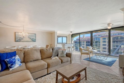 Condo in Sarasota, Florida, 2 bedrooms  № 2111814 - photo 12