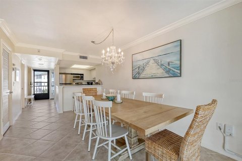Condo in Sarasota, Florida, 2 bedrooms  № 2111814 - photo 20