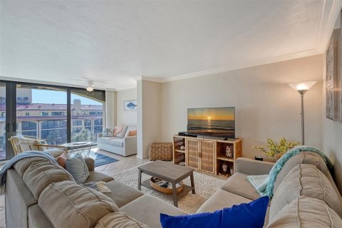 Condo in Sarasota, Florida, 2 bedrooms  № 2111814 - photo 11