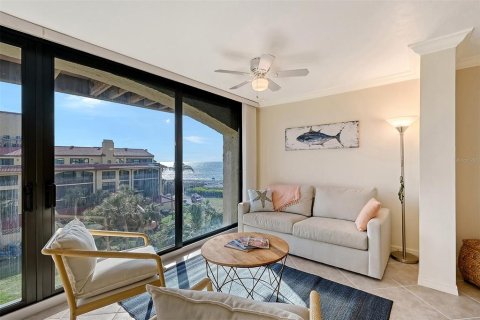 Condo in Sarasota, Florida, 2 bedrooms  № 2111814 - photo 14