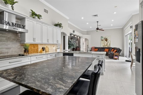 Villa ou maison à vendre à Weston, Floride: 5 chambres, 289.11 m2 № 1964121 - photo 14