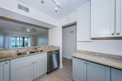 Copropriété à vendre à Saint Petersburg, Floride: 2 chambres, 85.01 m2 № 1902922 - photo 14
