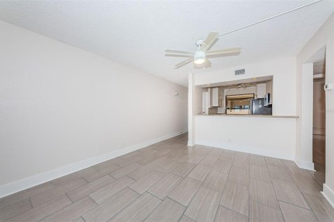 Copropriété à vendre à Saint Petersburg, Floride: 2 chambres, 85.01 m2 № 1902922 - photo 15