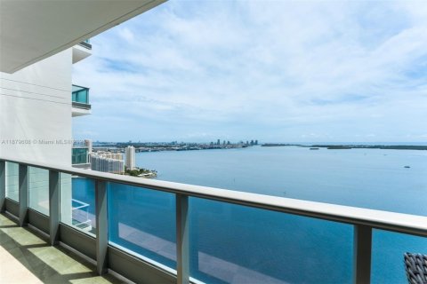 Condo in Miami, Florida, 2 bedrooms  № 1921239 - photo 18