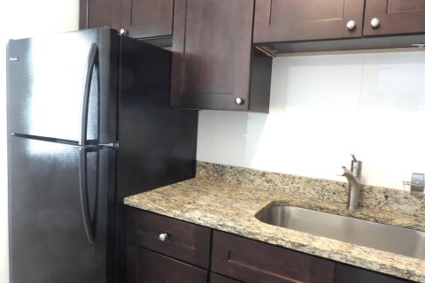 Apartment in Pompano Beach, Florida 2 bedrooms, 91.97 sq.m. № 2281256 - photo 12