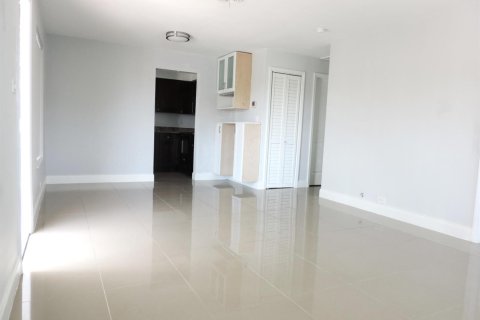 Apartment in Pompano Beach, Florida 2 bedrooms, 91.97 sq.m. № 2281256 - photo 7