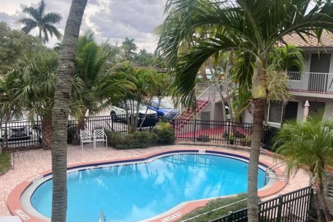 Apartment in Pompano Beach, Florida 2 bedrooms, 91.97 sq.m. № 2281256 - photo 2