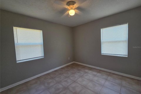 House in Lakeland, Florida 2 bedrooms, 75.99 sq.m. № 1908856 - photo 8
