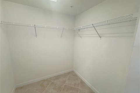 Townhouse in Punta Gorda, Florida 3 bedrooms, 196.02 sq.m. № 1913985 - photo 12