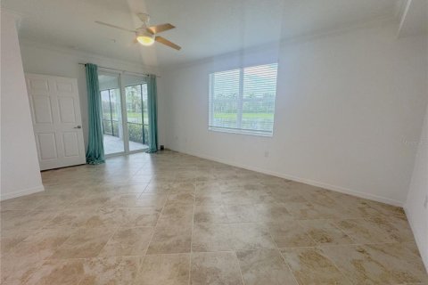 Townhouse in Punta Gorda, Florida 3 bedrooms, 196.02 sq.m. № 1913985 - photo 11