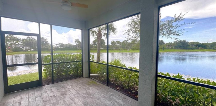Townhouse in Punta Gorda, Florida 3 bedrooms, 196.02 sq.m. № 1913985