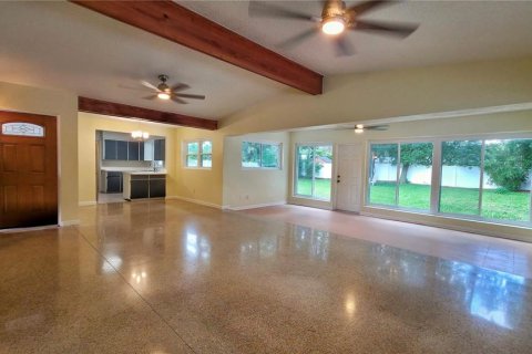 Casa en alquiler en Maitland, Florida, 3 dormitorios, 140.19 m2 № 1853558 - foto 4