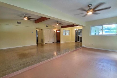 Casa en alquiler en Maitland, Florida, 3 dormitorios, 140.19 m2 № 1853558 - foto 5