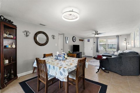 Villa ou maison à louer à Port Richey, Floride: 3 chambres, 112.41 m2 № 2386346 - photo 20