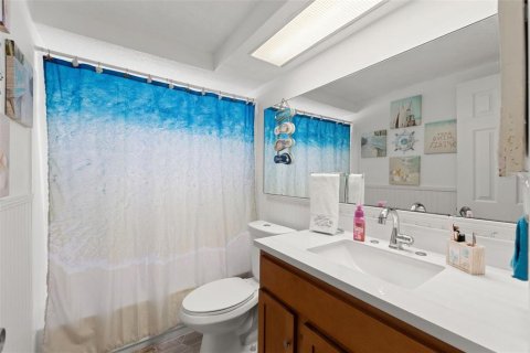 Villa ou maison à louer à Port Richey, Floride: 3 chambres, 112.41 m2 № 2386346 - photo 5