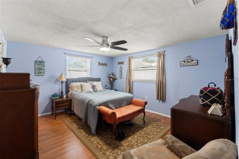 Villa ou maison à louer à Port Richey, Floride: 3 chambres, 112.41 m2 № 2386346 - photo 7