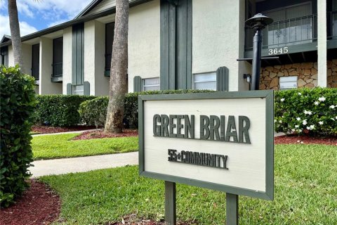 Copropriété à vendre à Sebring, Floride: 2 chambres, 105.54 m2 № 2214533 - photo 2