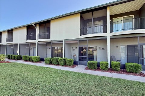 Copropriété à vendre à Sebring, Floride: 2 chambres, 105.54 m2 № 2214533 - photo 3